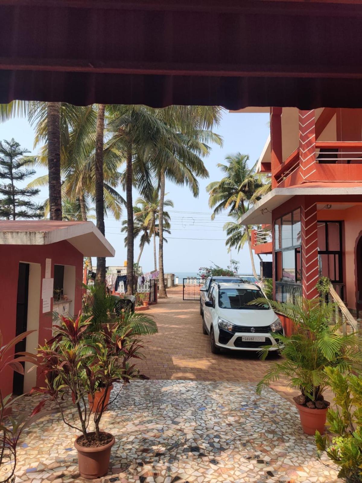 Leon Hide Out Guest House Vāsco Da Gāma Kültér fotó