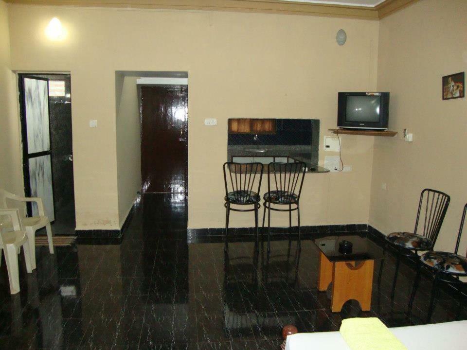 Leon Hide Out Guest House Vāsco Da Gāma Kültér fotó